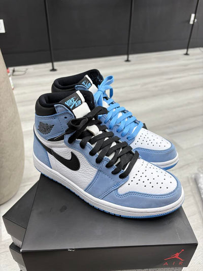 Jordan 1 Retro High OG University Blue Image