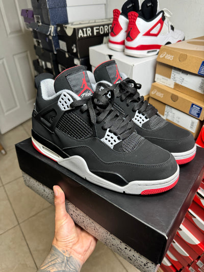 Jordan 4 Retro Breds (2019) USED Image