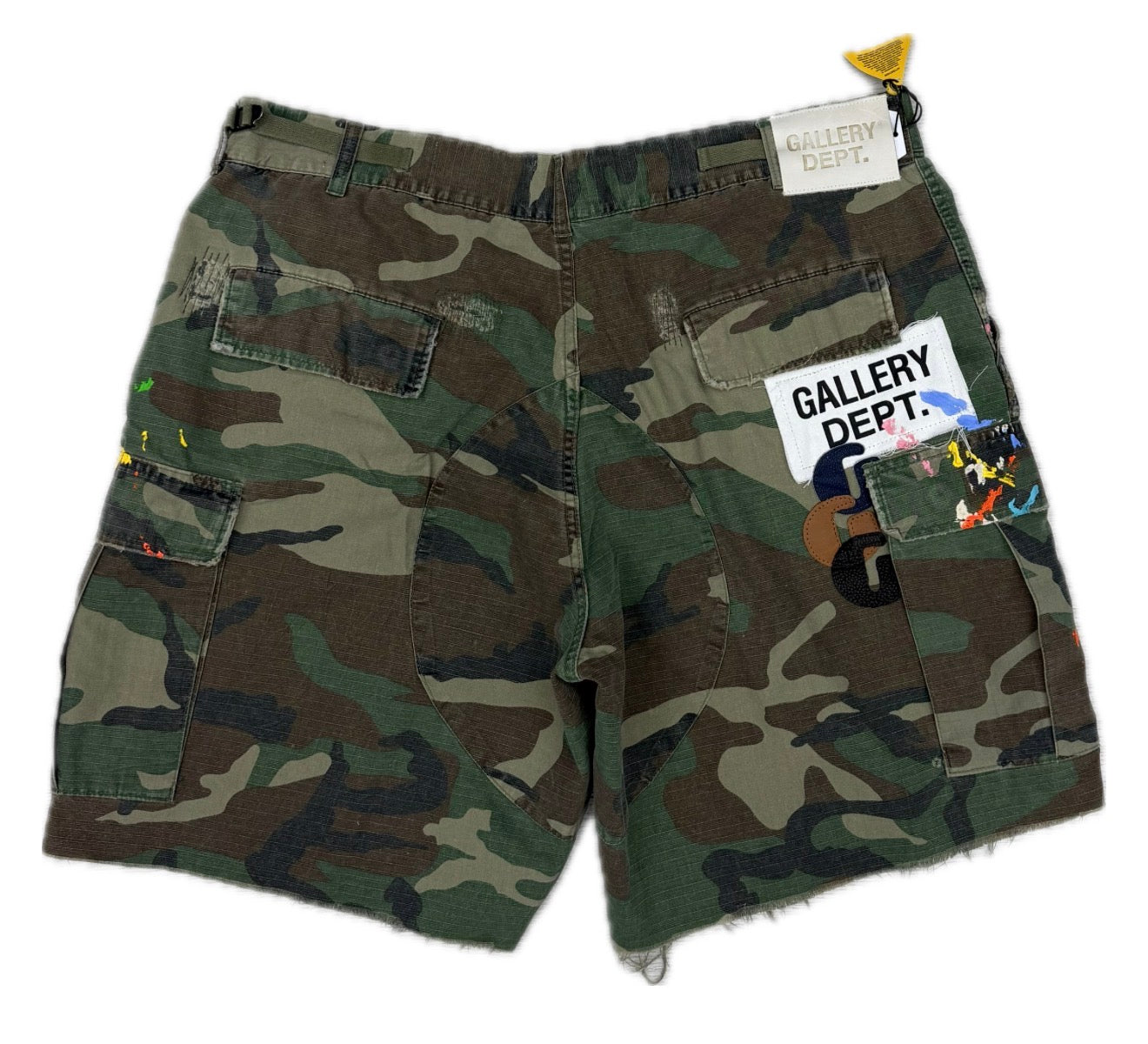 Gallery Dept Men. G Patch Camouflage Cargo Shorts (38)