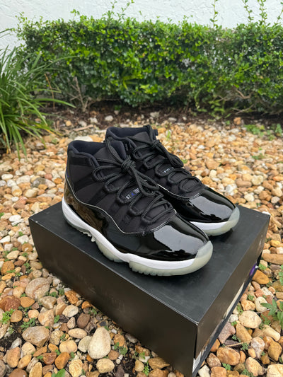 Jordan 11 Retro Space Jams (2016) USED Image