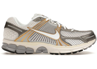Nike Zoom Vomero 5 Platinum Tint Metallic Gold Image