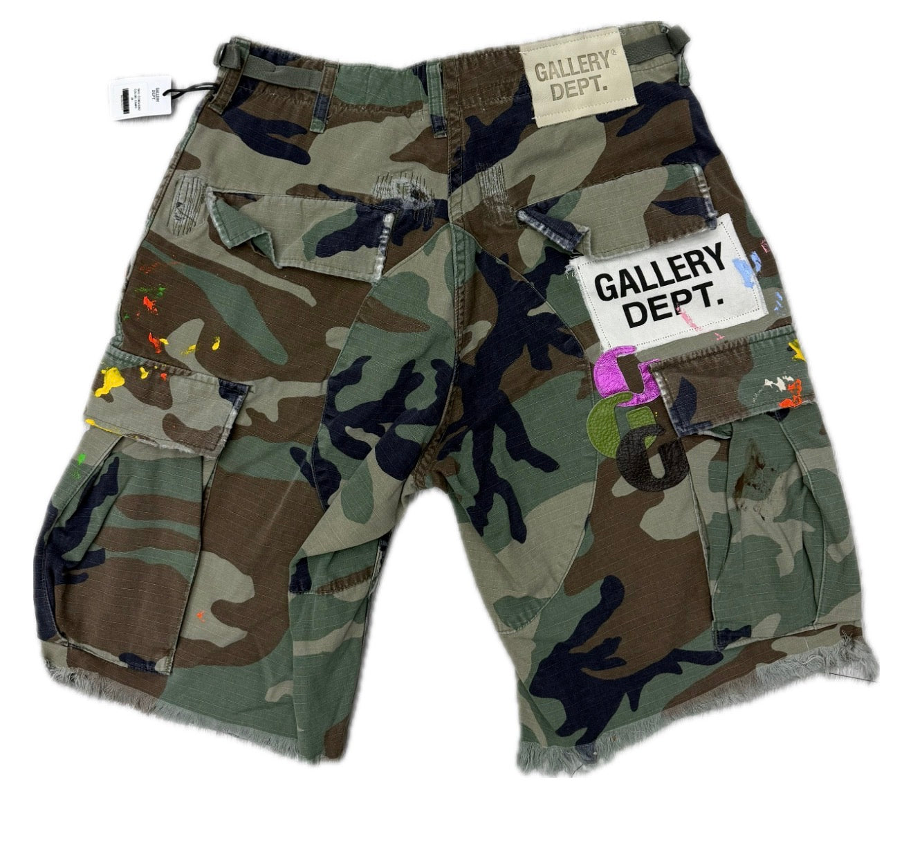 Gallery Dept Men. G Patch Camouflage Cargo Shorts (30)
